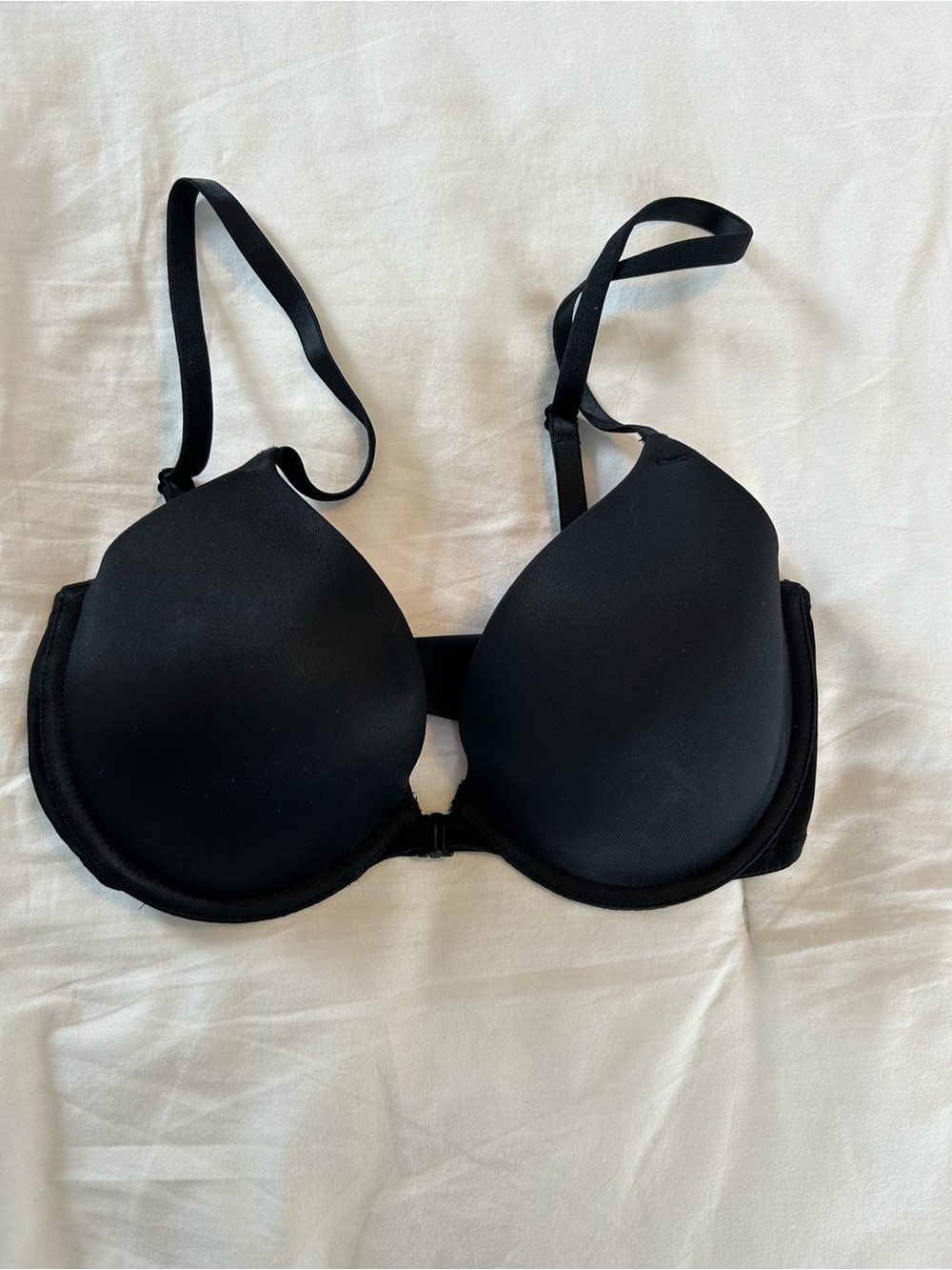 Victoria's Secret and Pink Bras in White & Black - Picture 8 of 10